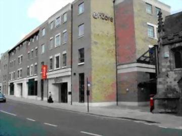 Ramada Encore York Exteriör bild