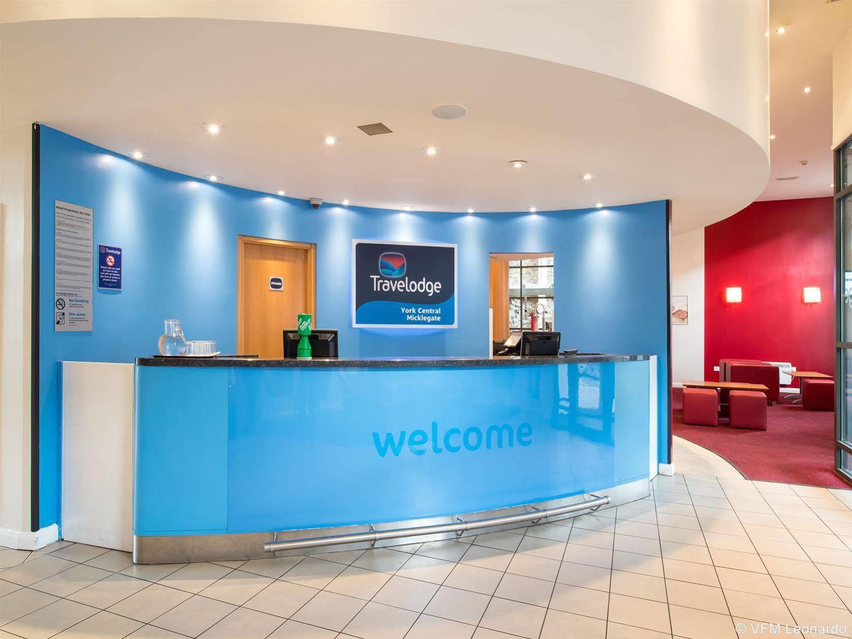 Ramada Encore York Exteriör bild