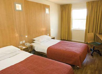 Ramada Encore York Exteriör bild