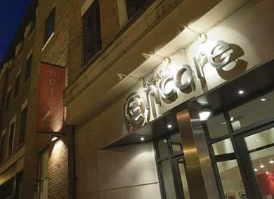 Ramada Encore York Exteriör bild